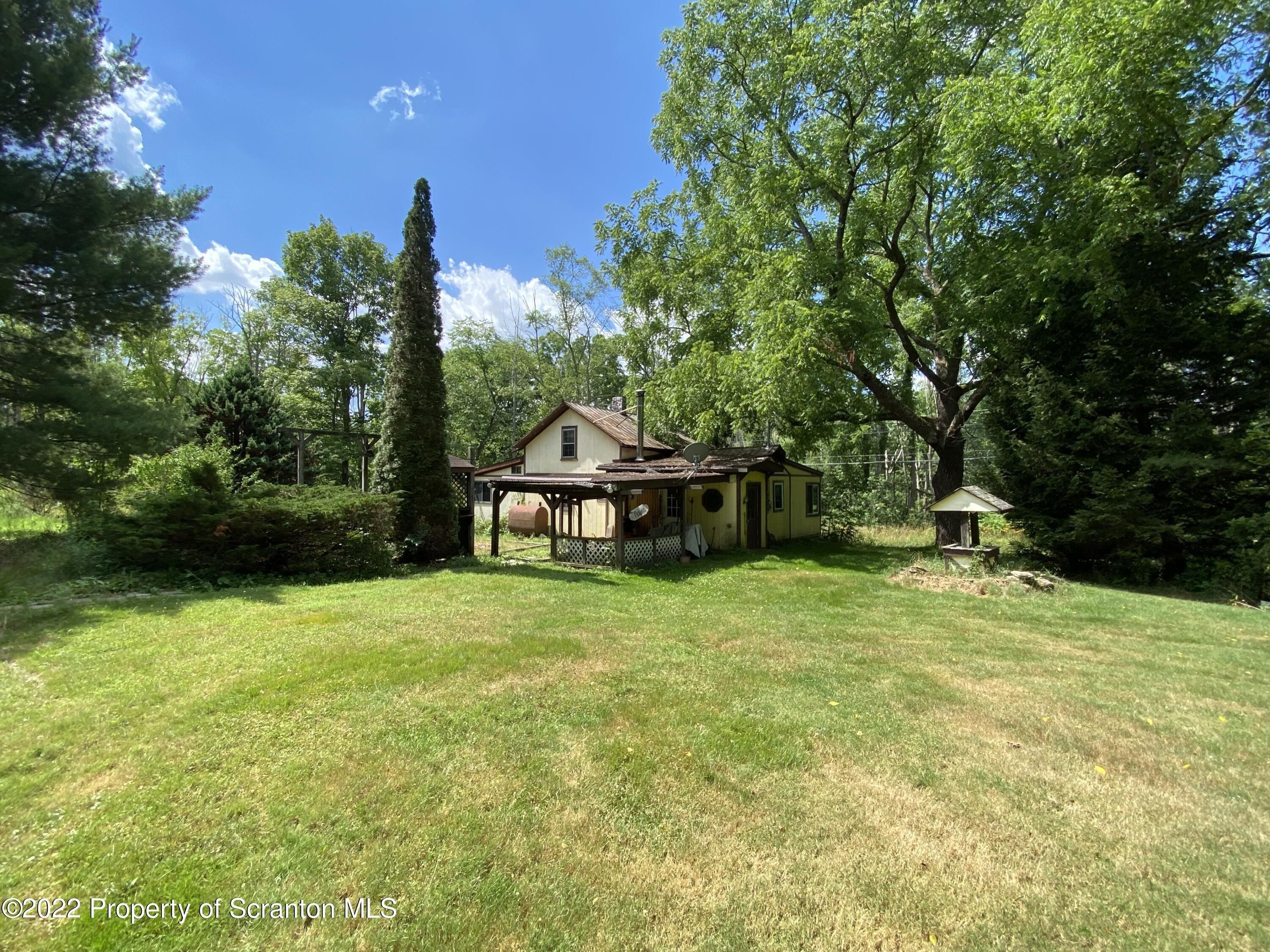 E Avery Station Rd, Tunkhannock, PA 18657