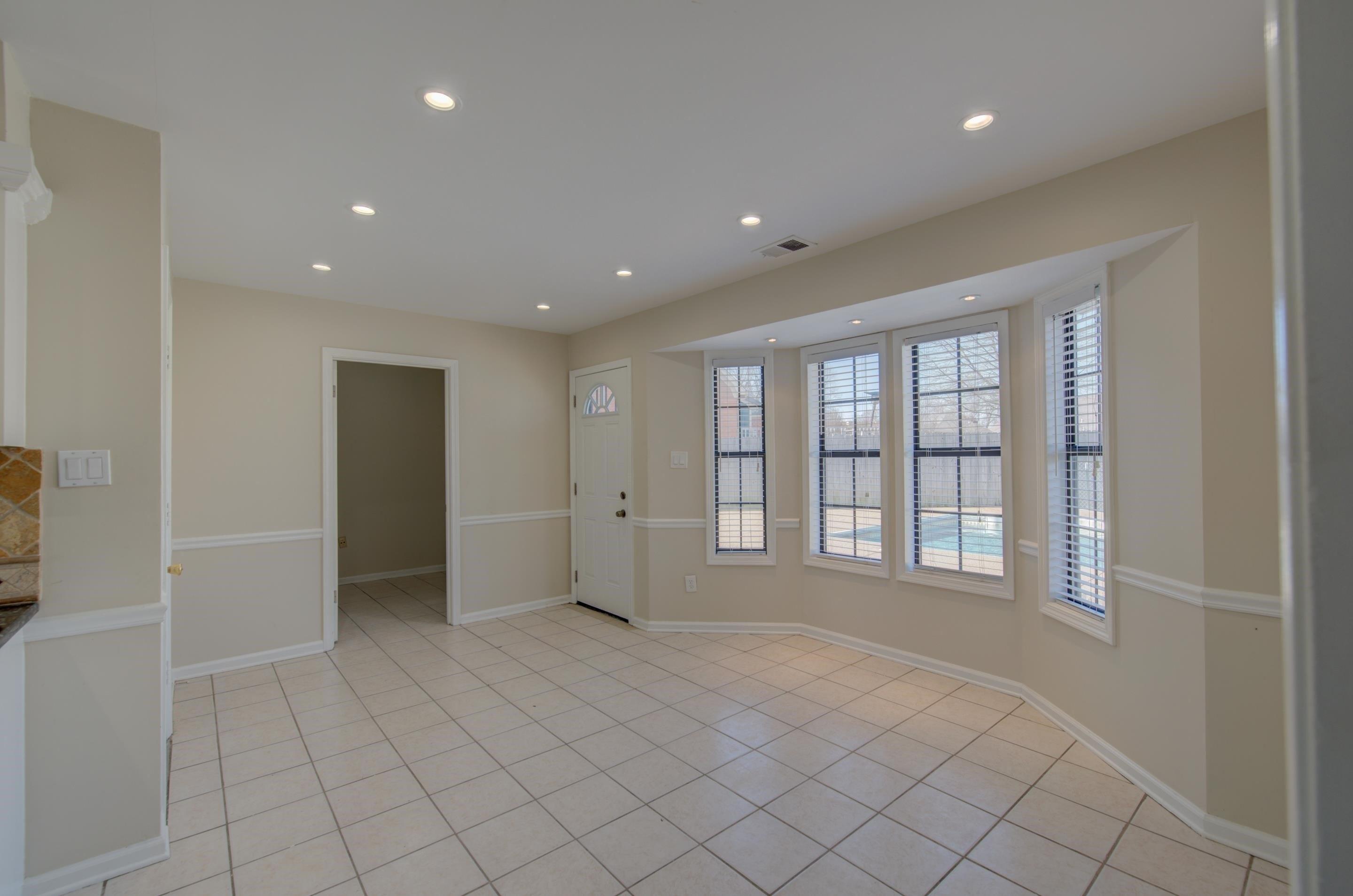 Shoreline Cir, Memphis, TN 38141