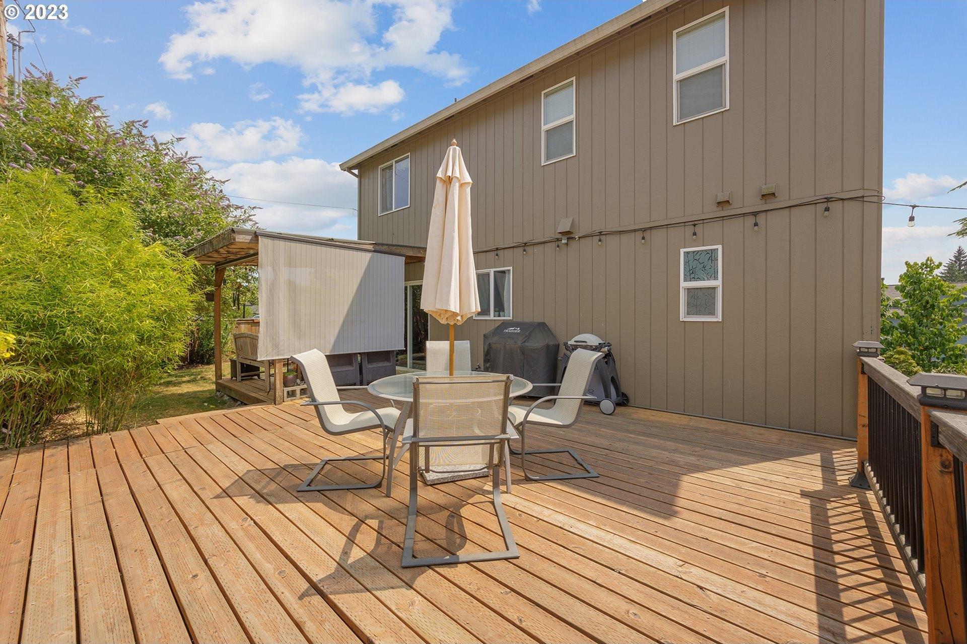 W Lindgren Dr, Newberg, OR 97132