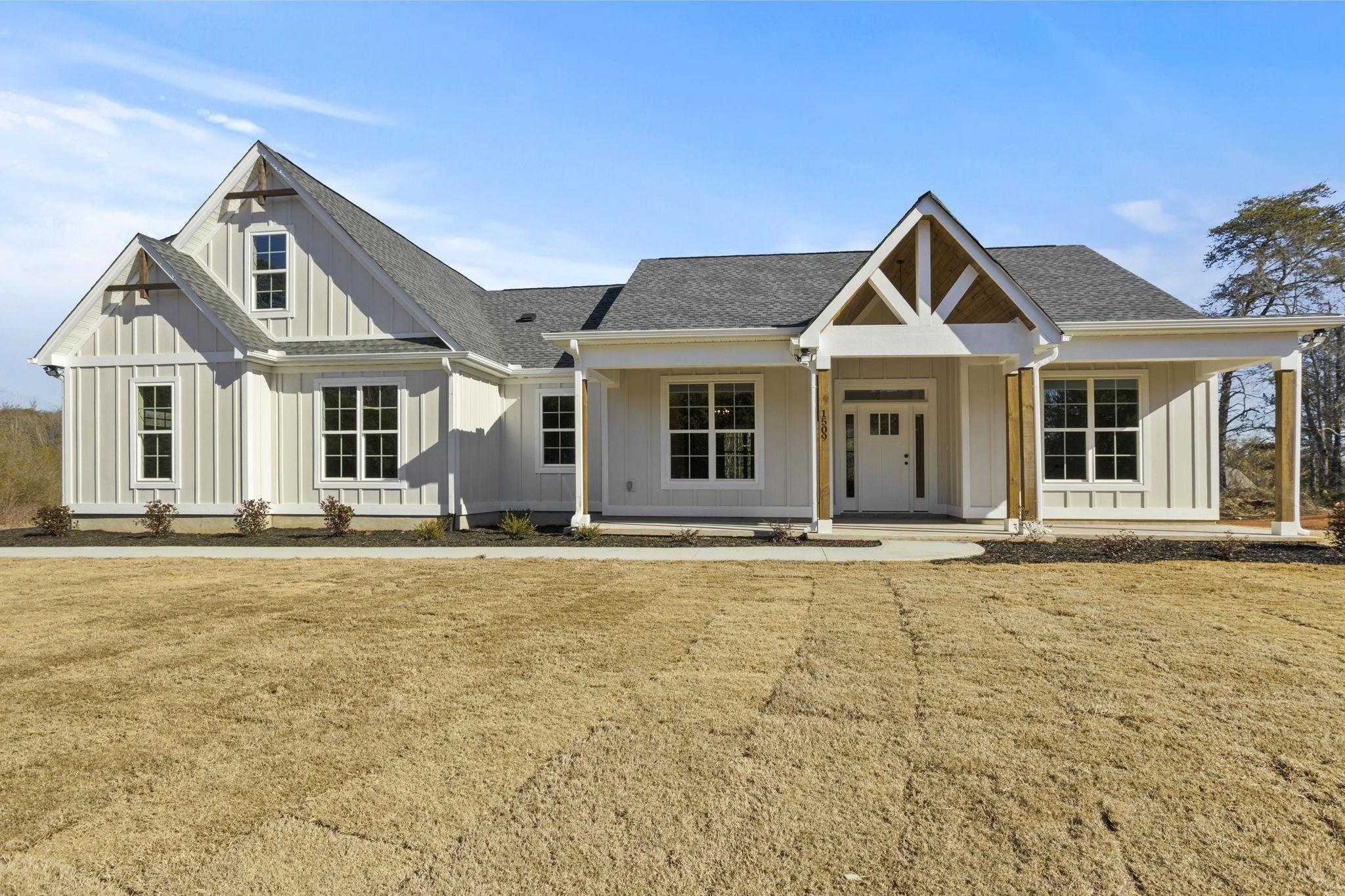 S Blackstock Rd, Landrum, SC 29356