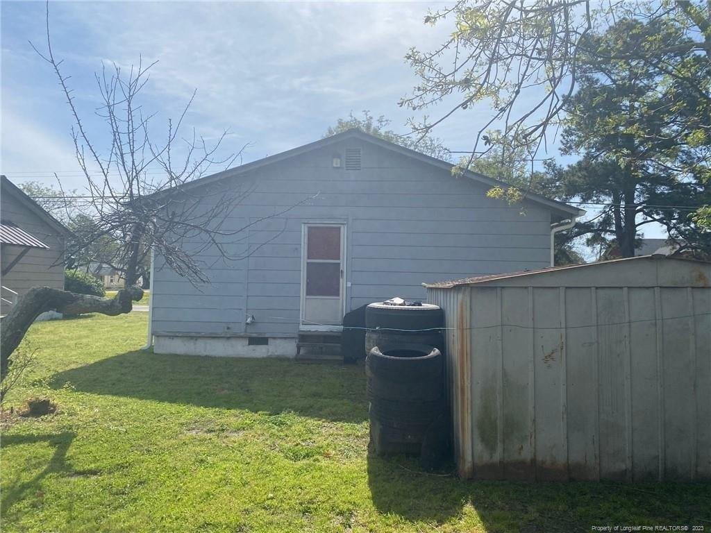 N Washington Ave, Dunn, NC 28334