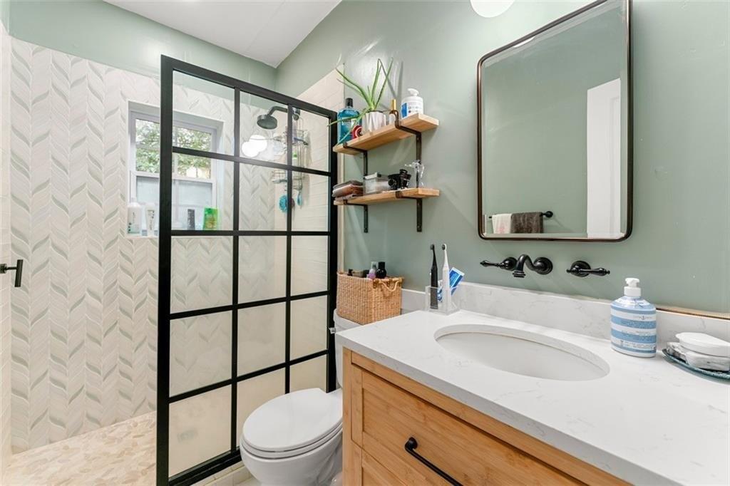 Berwick Ave Ne, Atlanta, GA 30306