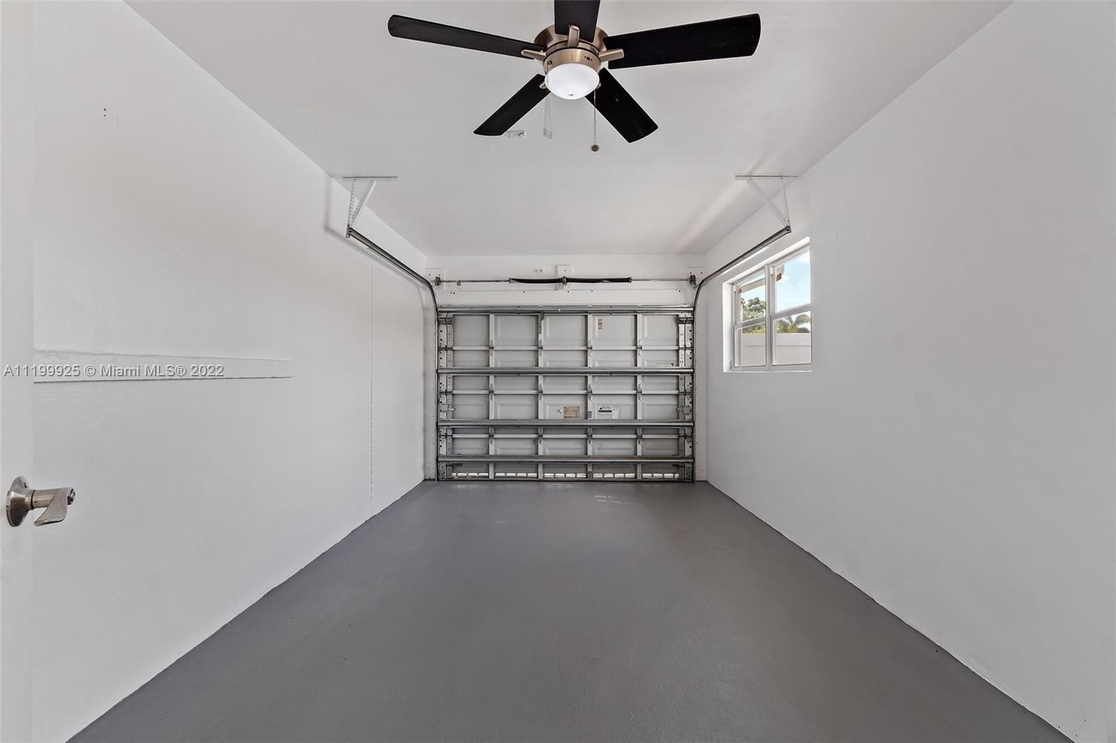 Ne 46th St, Oakland Park, FL 33334