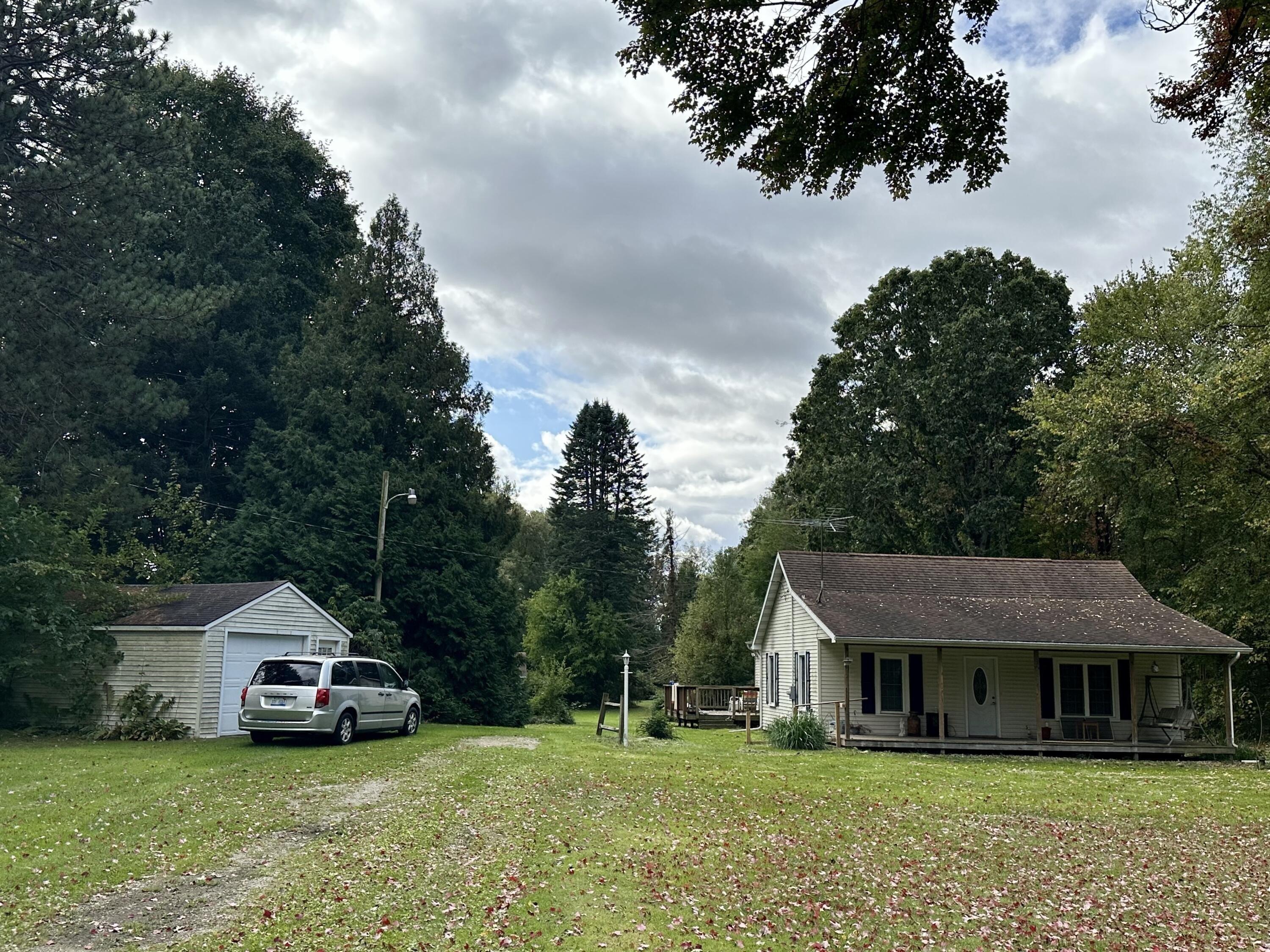 Paradise Rd W, Battle Creek, MI 49015