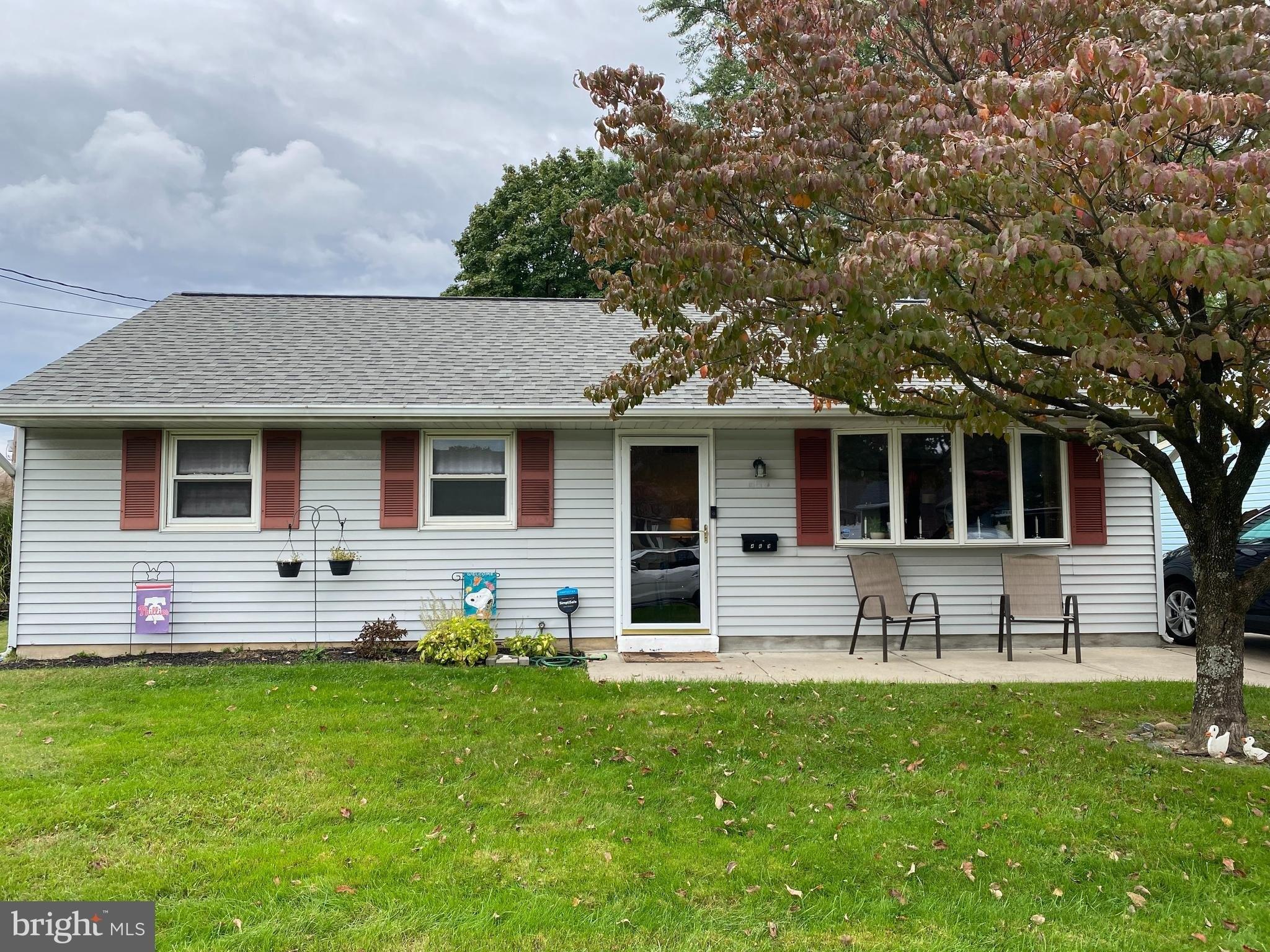 Windsor Dr, Bellmawr, NJ 08031