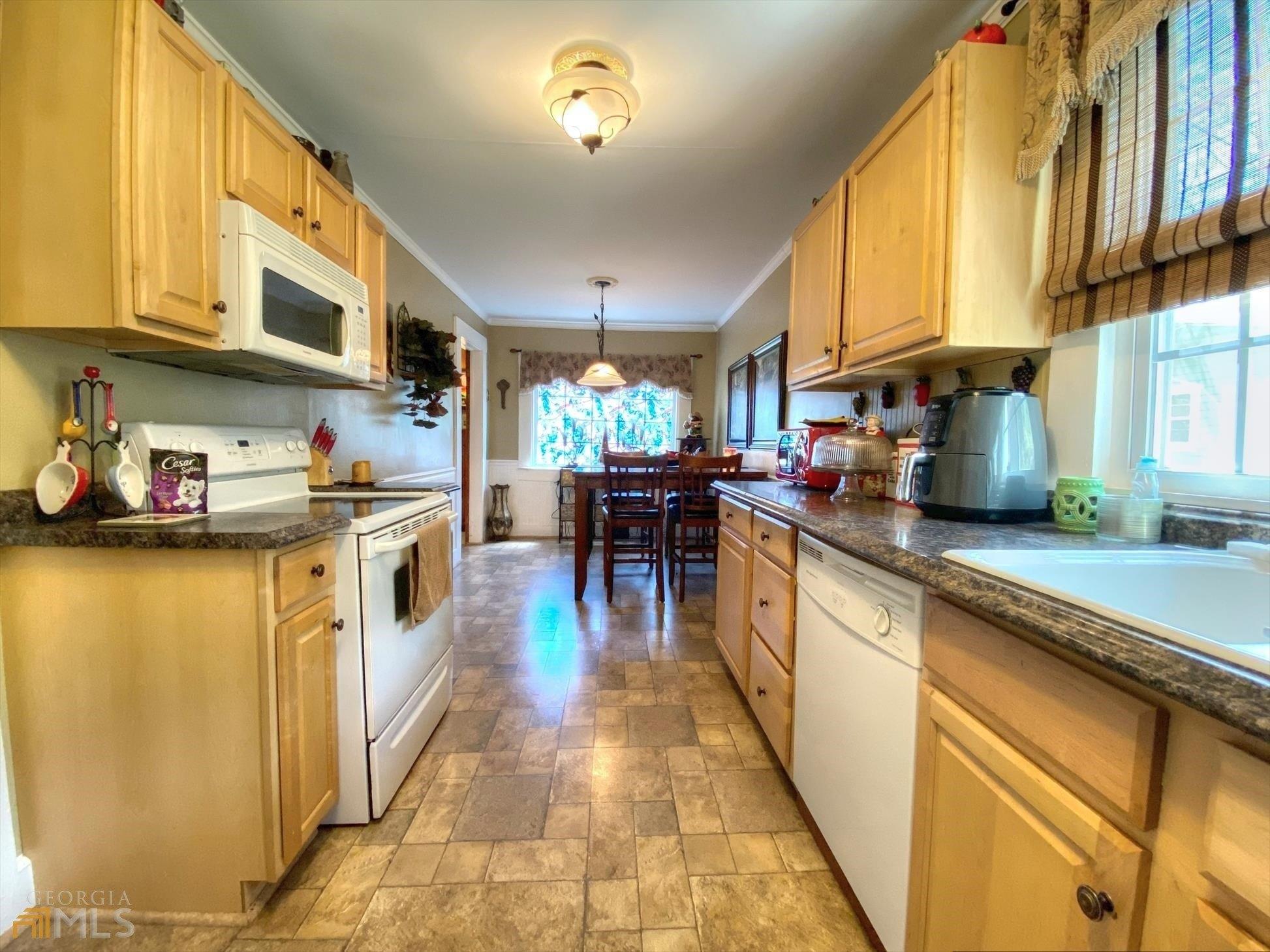 Lagrange St, Grantville, GA 30220