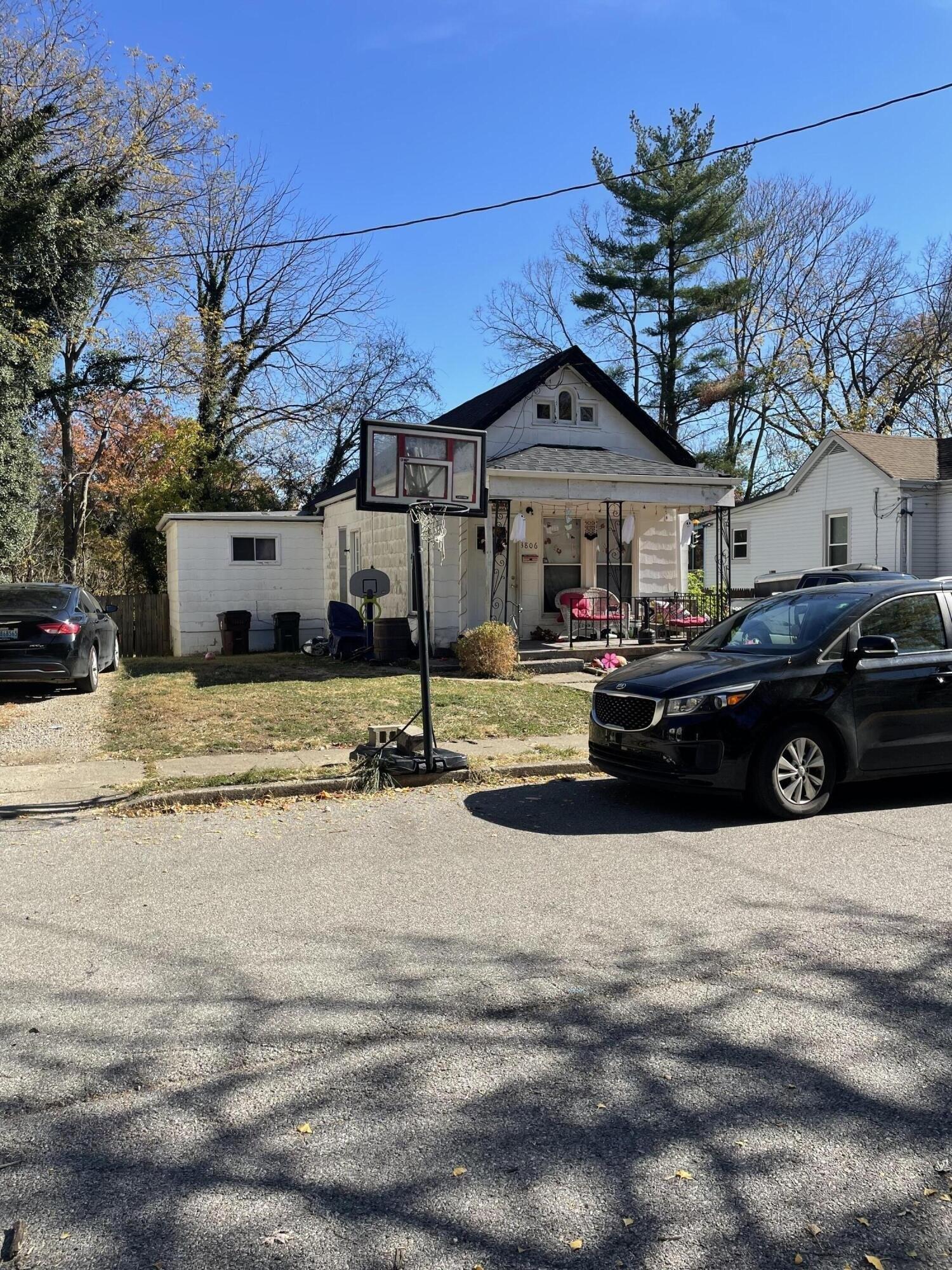 Leslie Ave, Covington, KY 41015