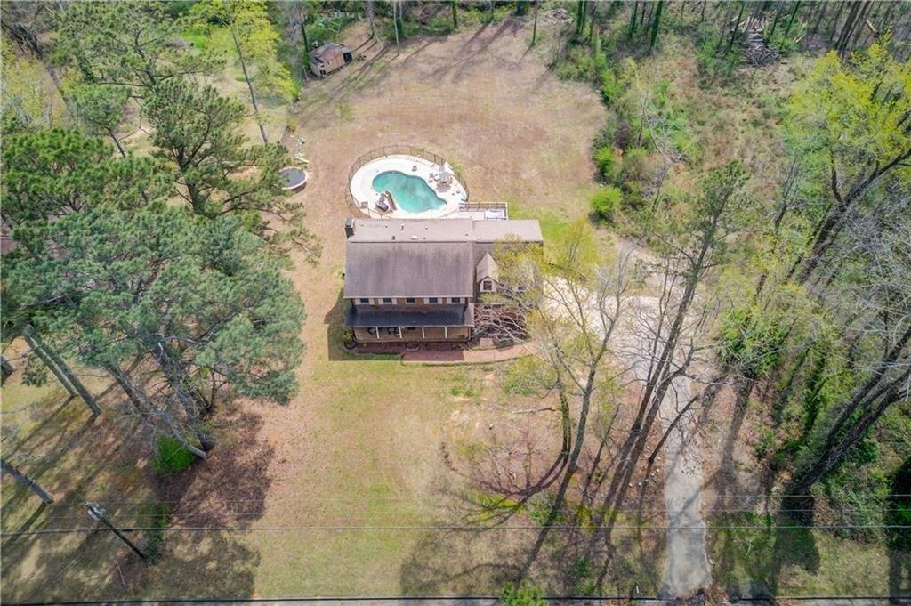 Oak Leaf Dr, Fairburn, GA 30213