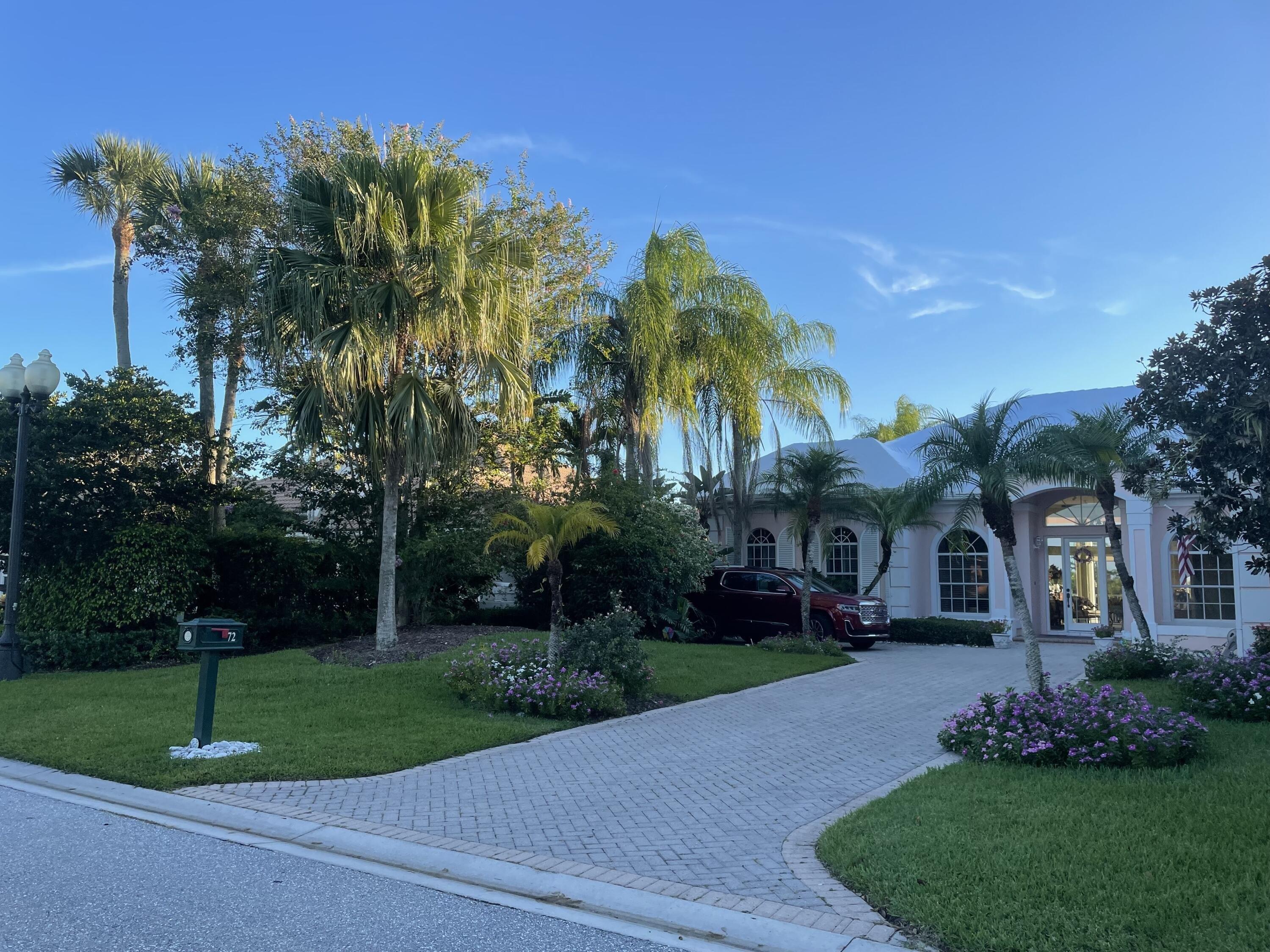Cayman Pl, Palm Beach Gardens, FL 33418