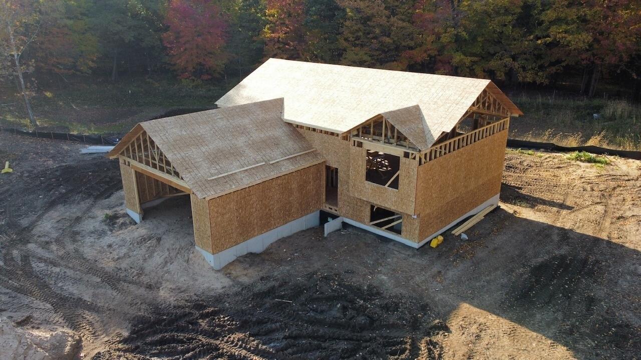 Luda Ct, Coopersville, MI 49404