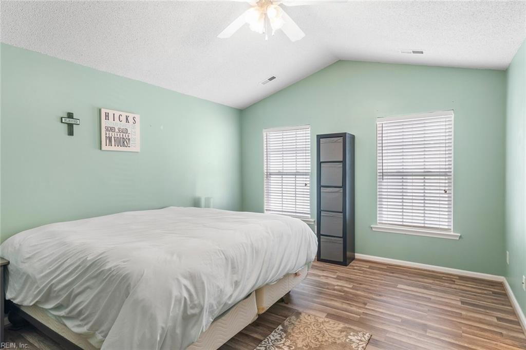 Kristin Ct, Yorktown, VA 23692