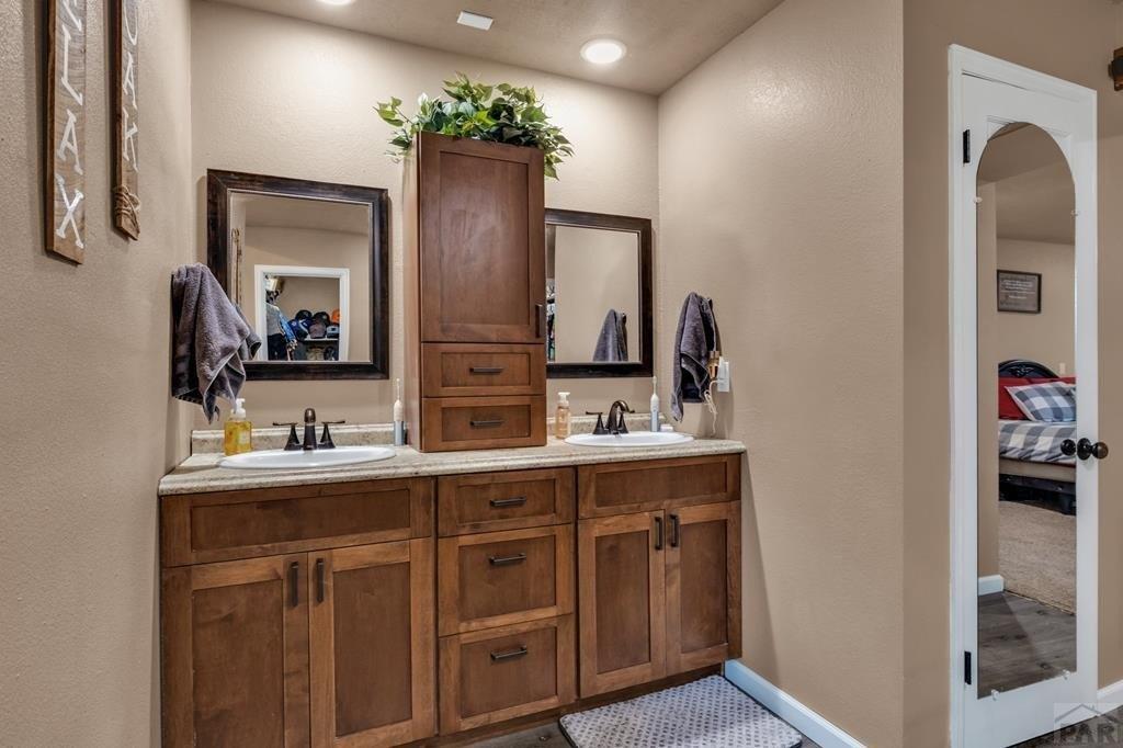 Eastridge Ln, Canon City, CO 81212