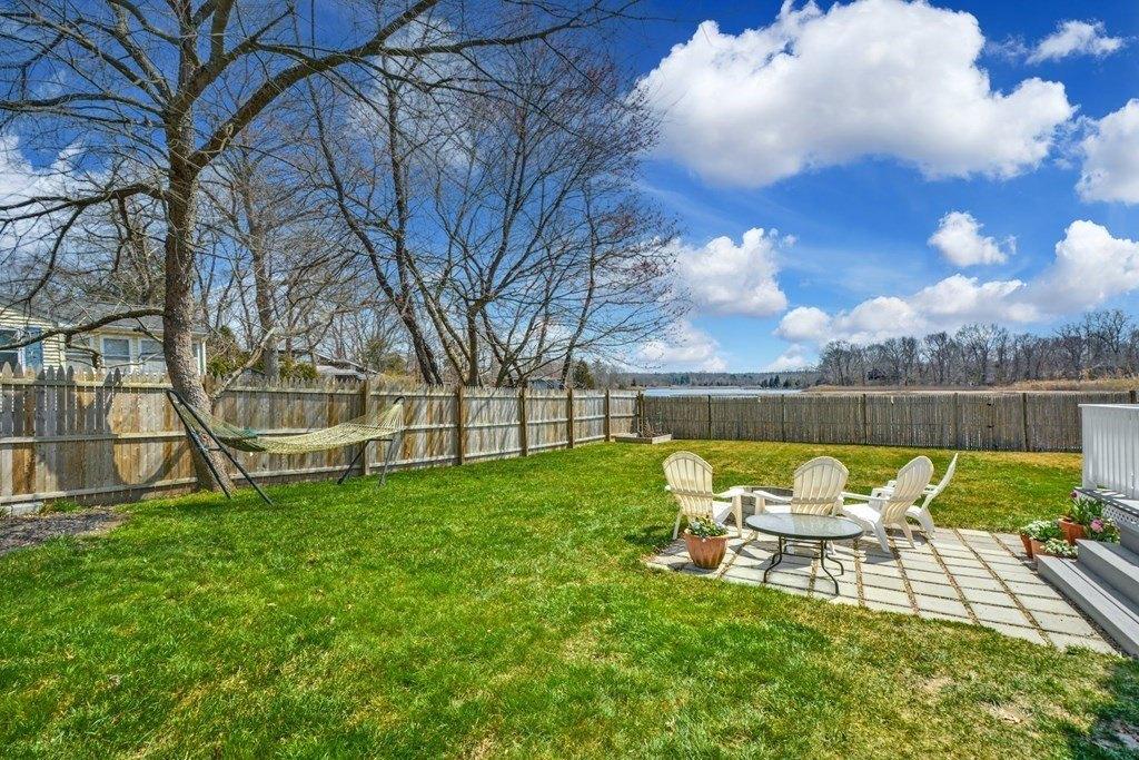 E Public St, Assonet, MA 02702
