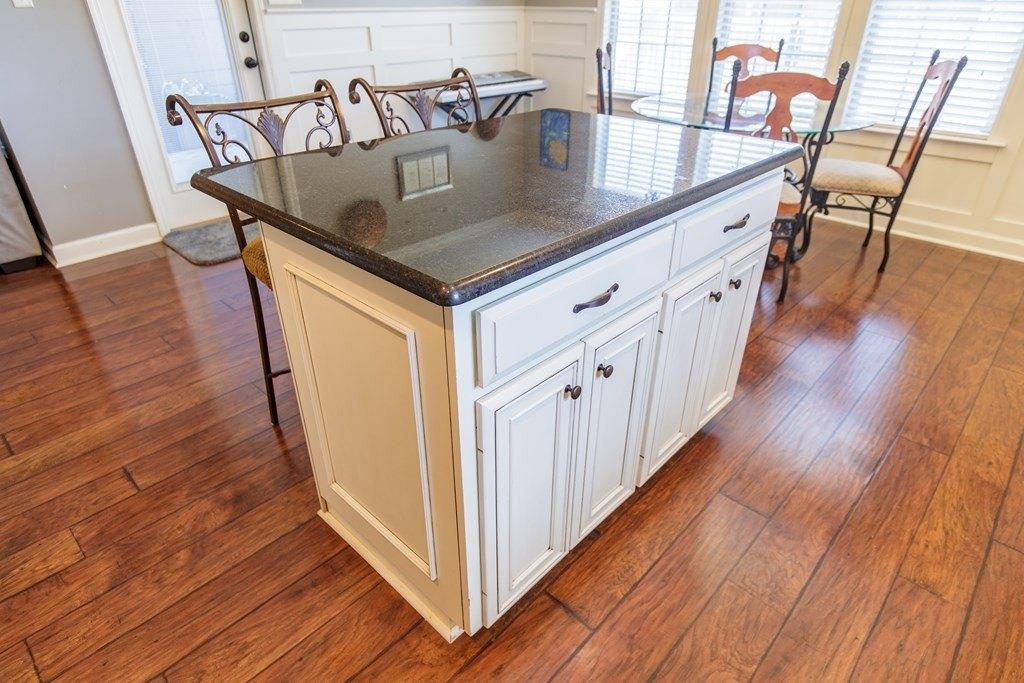 Silver Gln, Hahira, GA 31632