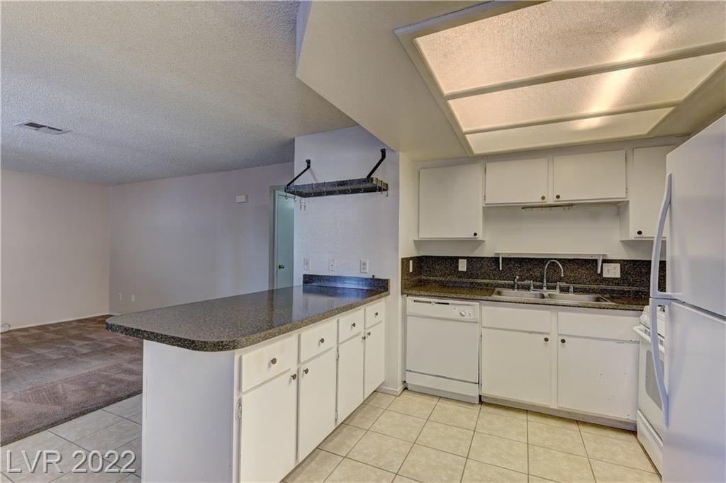 Rock Springs Dr, Las Vegas, NV 89128
