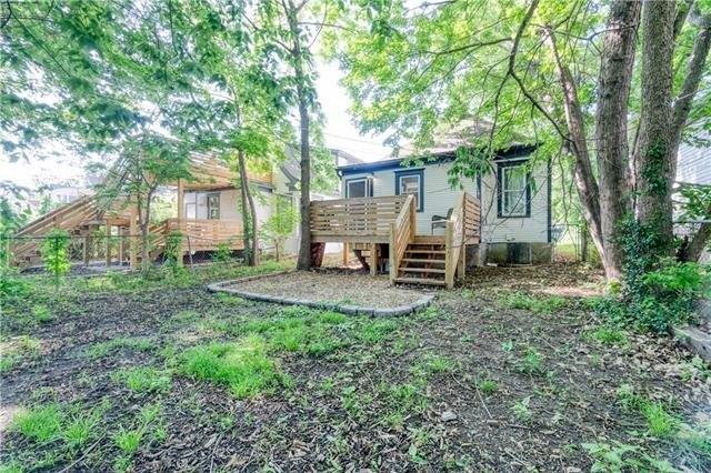 W 41st St, Kansas City, MO 64111
