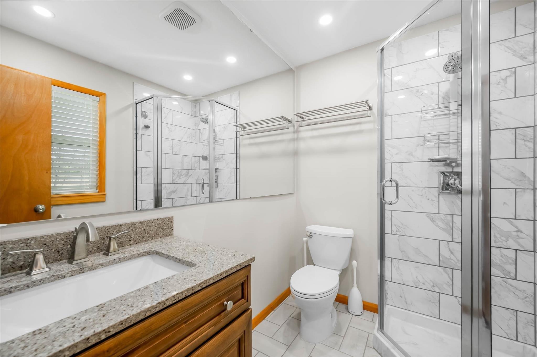 W Cynthia St, Springfield, MO 65810