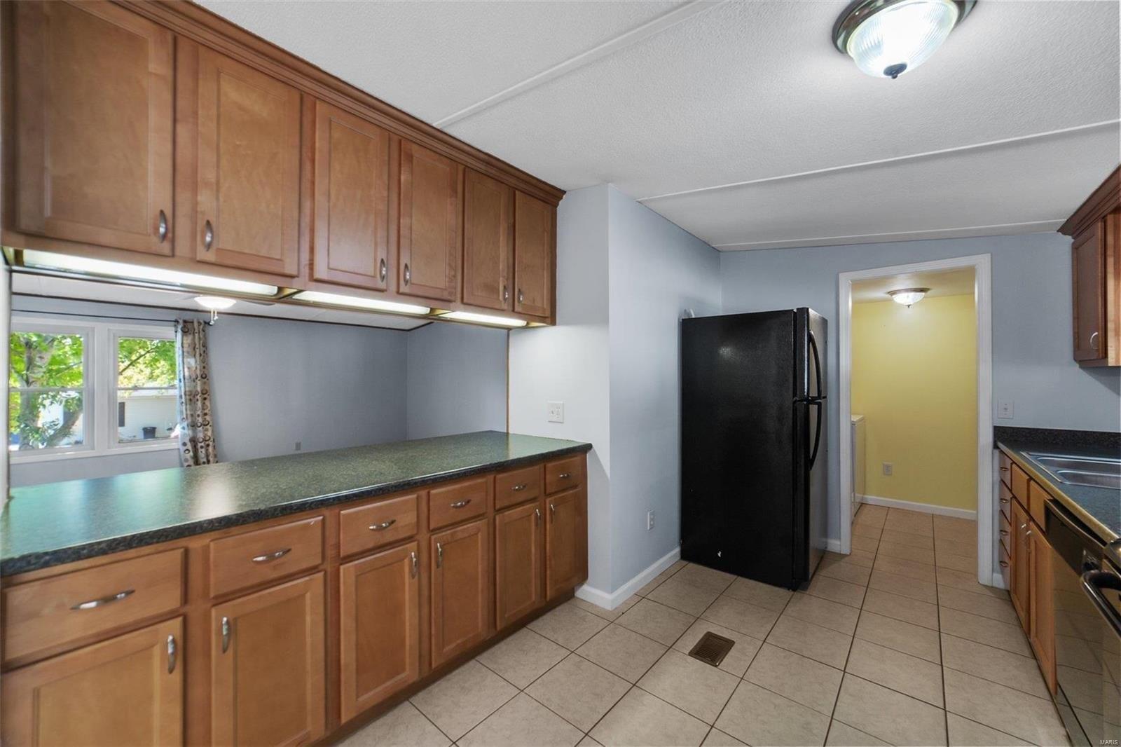 White Ash Dr, High Ridge, MO 63049