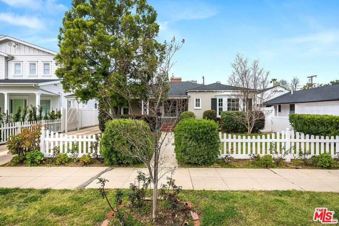 Atoll Ave, Sherman Oaks, CA 91423