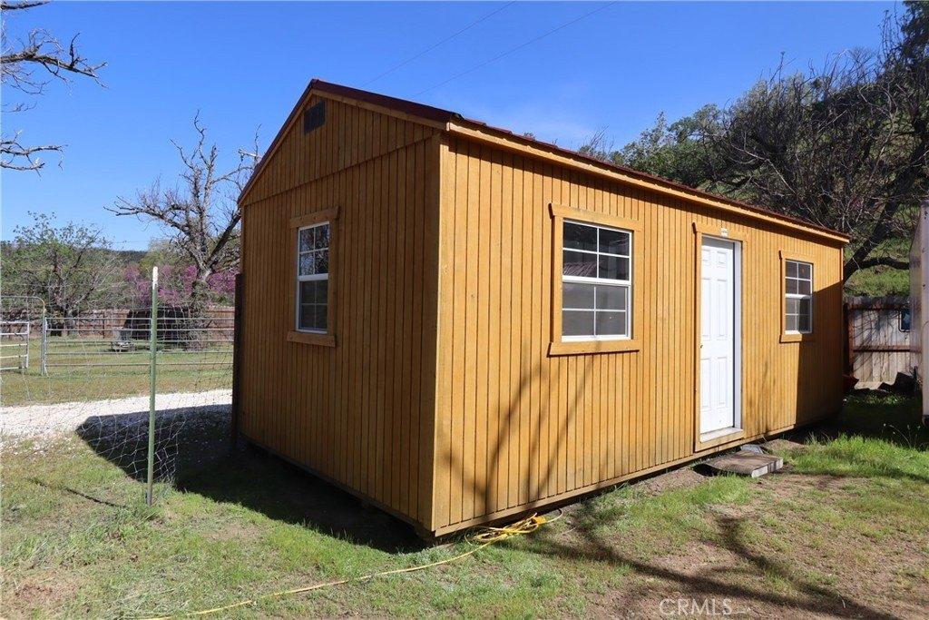 Hendricks Rd, Lakeport, CA 95453
