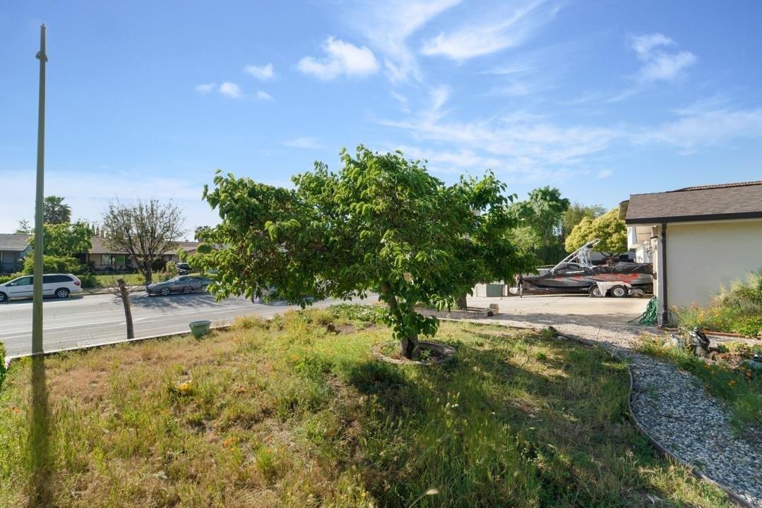 Ruby Ave, San Jose, CA 95148