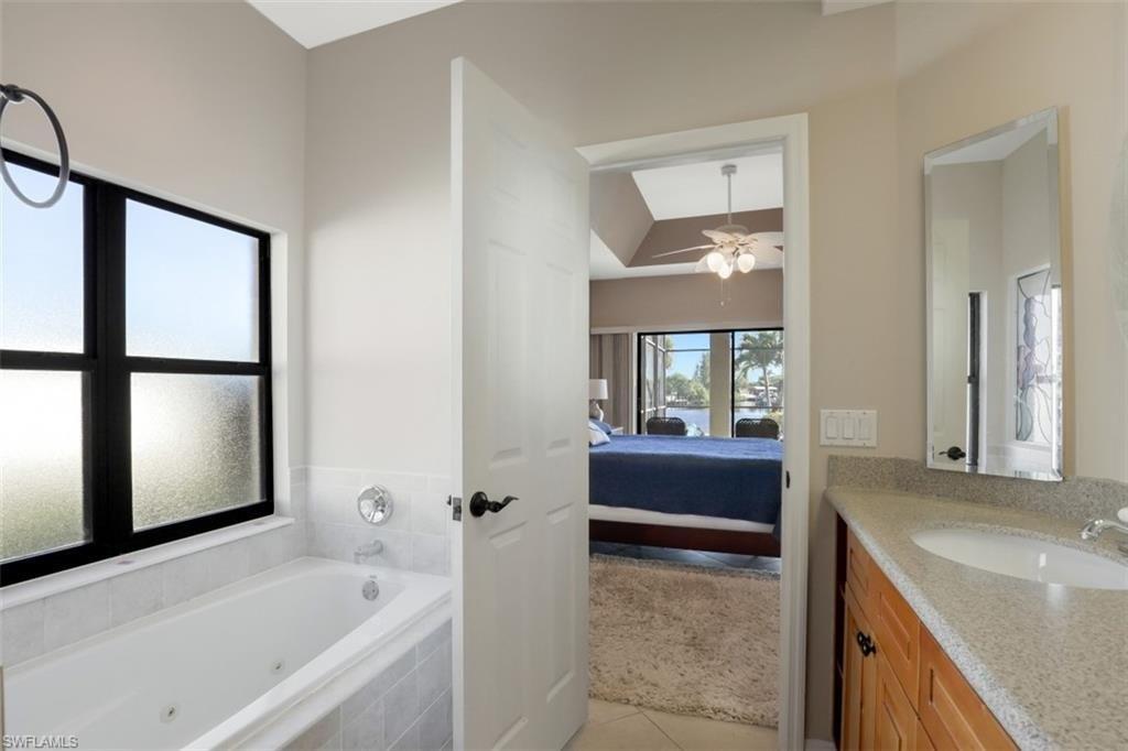 Sw 25th Ave, Cape Coral, FL 33914