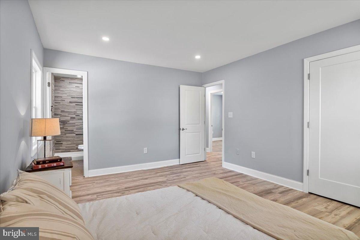 Hillcrest Ln, Willingboro, NJ 08046