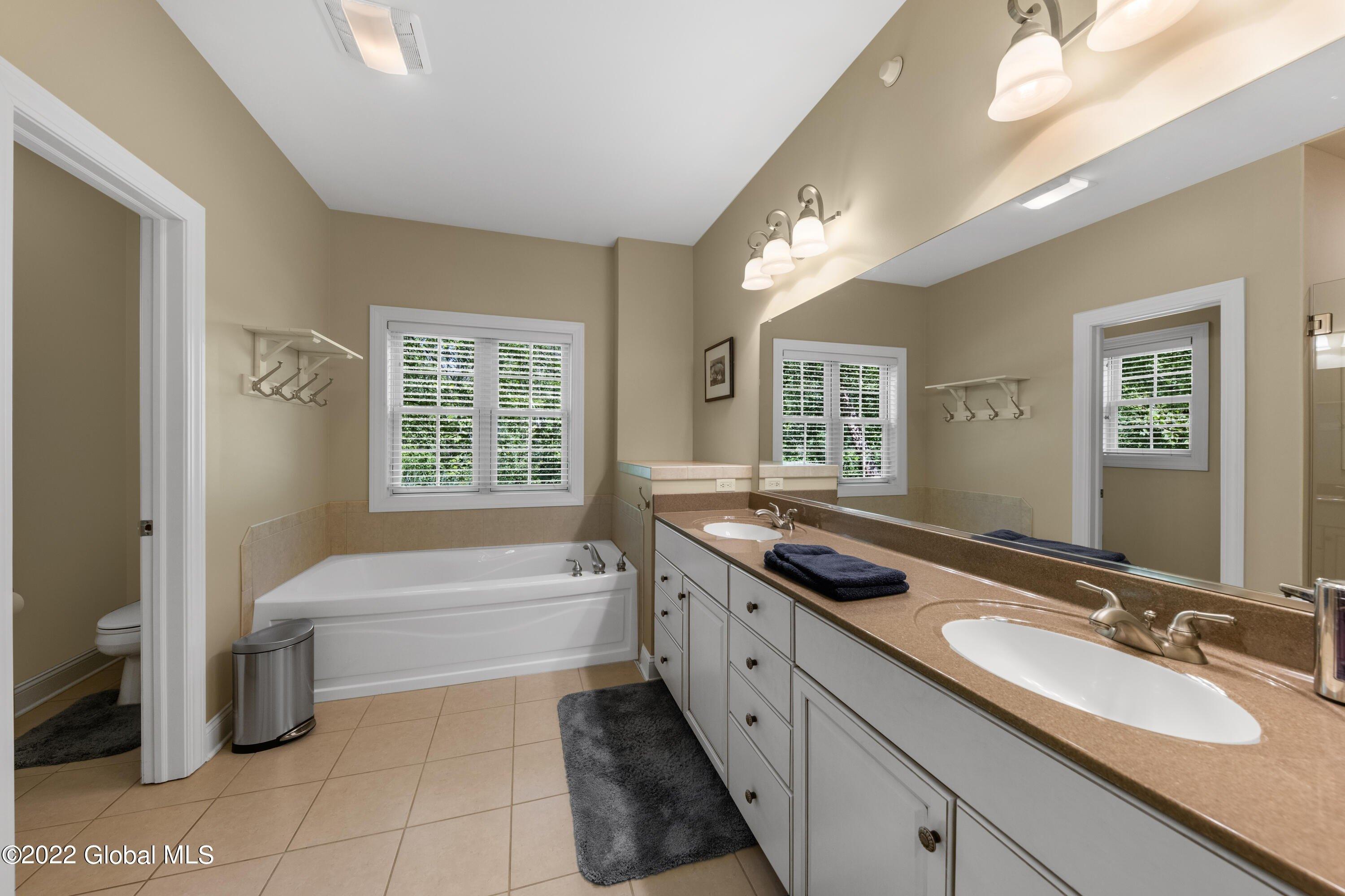 Legends Way, Ballston Lake, NY 12019