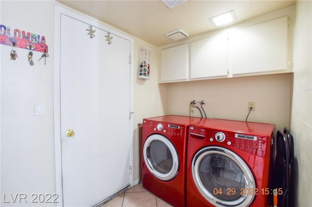 Muirfield Dr, Las Vegas, NV 89147