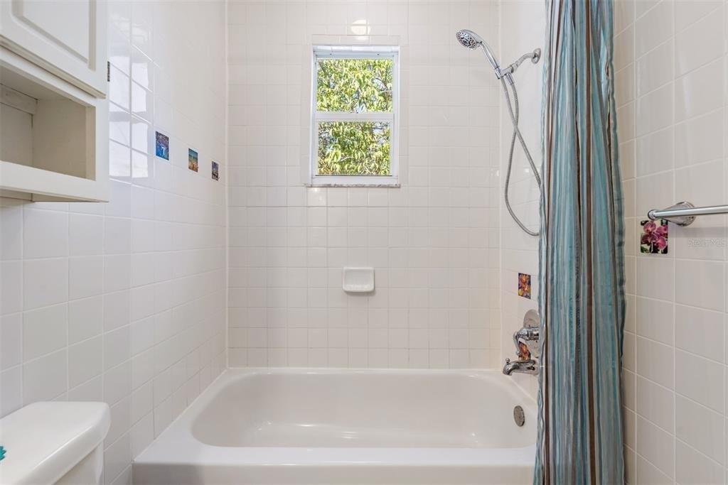 Cypress St, Tarpon Springs, FL 34689