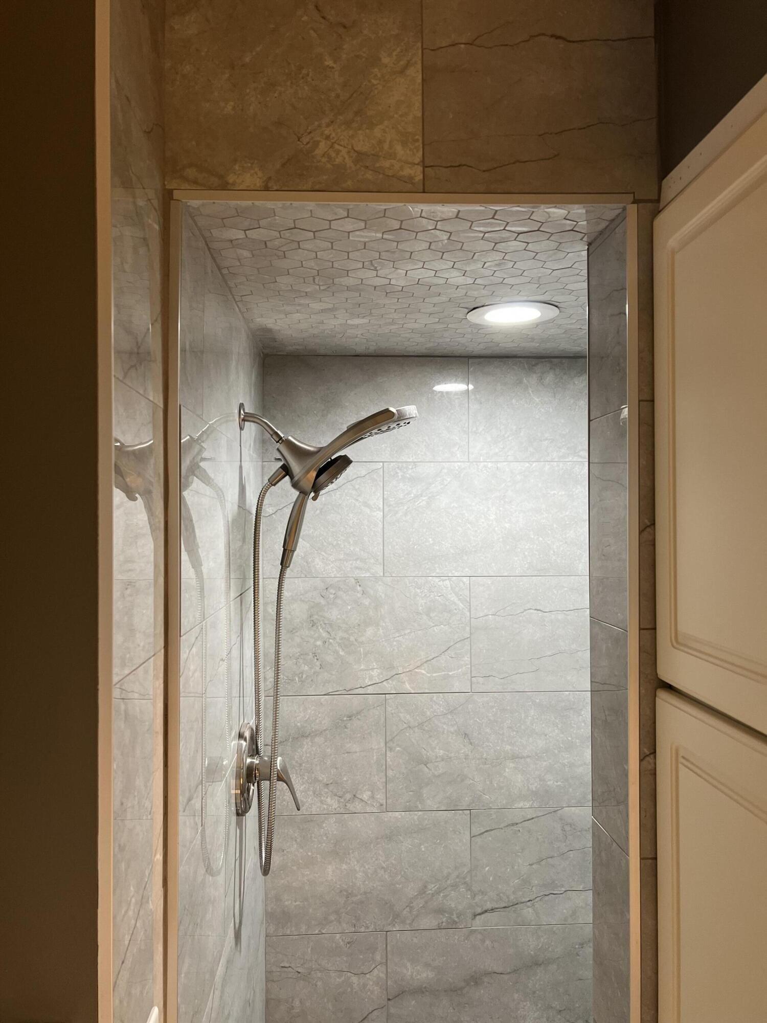 Vantage Ct Se, Caledonia, MI 49316