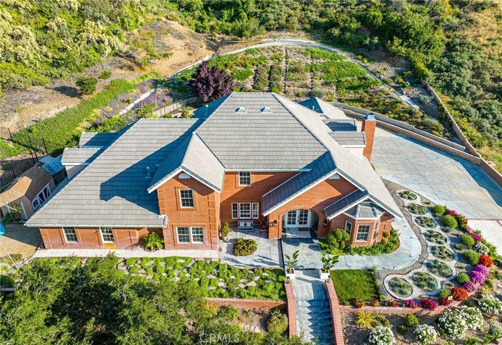 Warm Springs Dr, Canyon Country, CA 91387