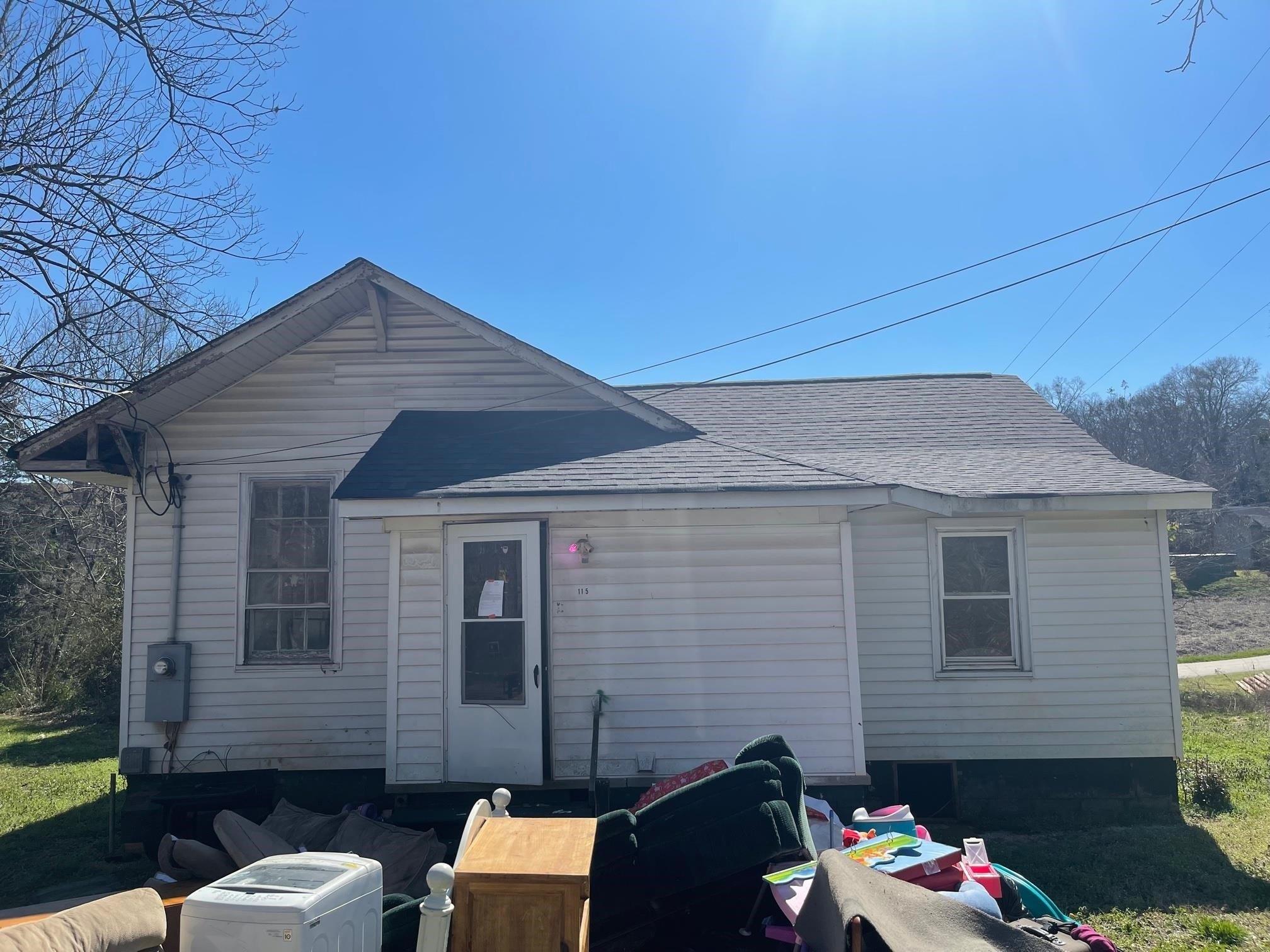 Larch Cir, Spartanburg, SC 29303