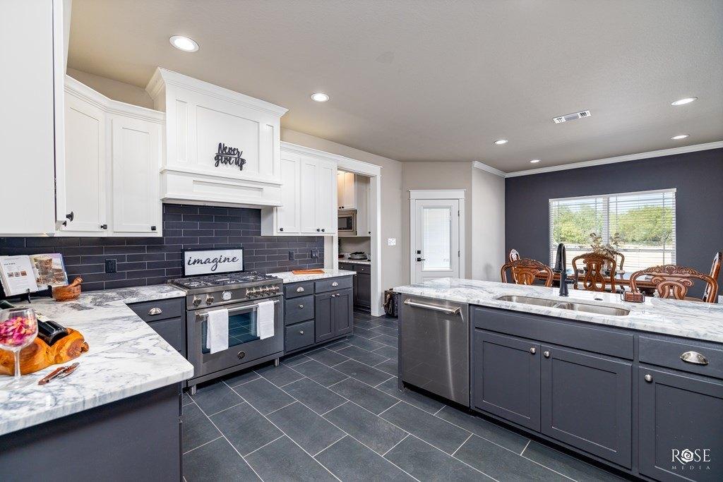 Old Stone Dr, San Angelo, TX 76904