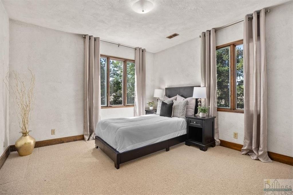8th St W, Billings, MT 59101
