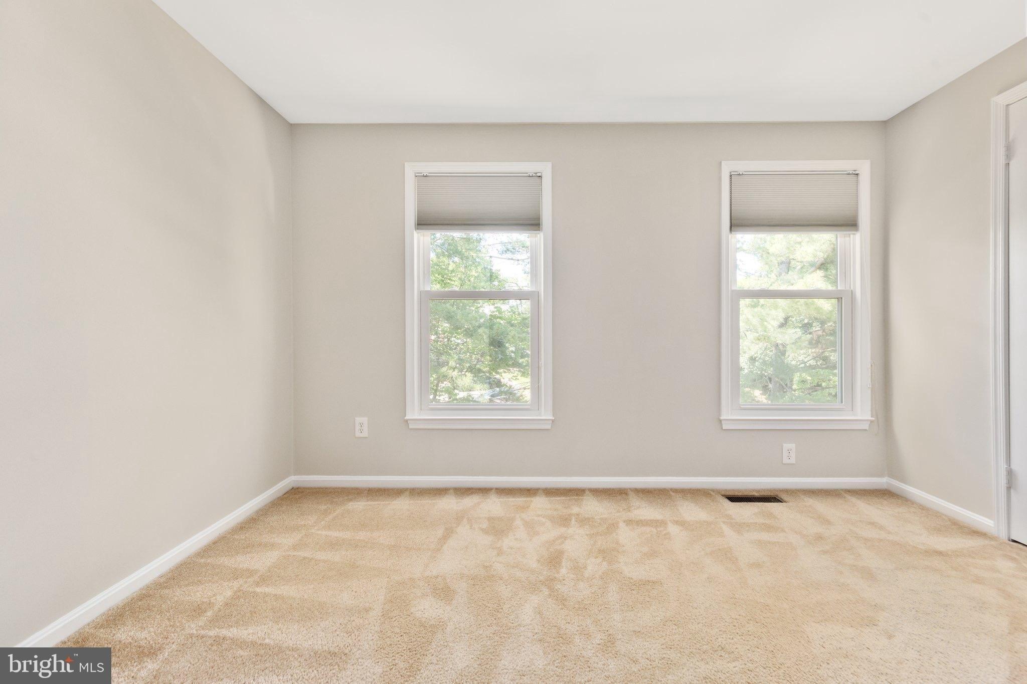 Crosswind Ct, Reston, VA 20194