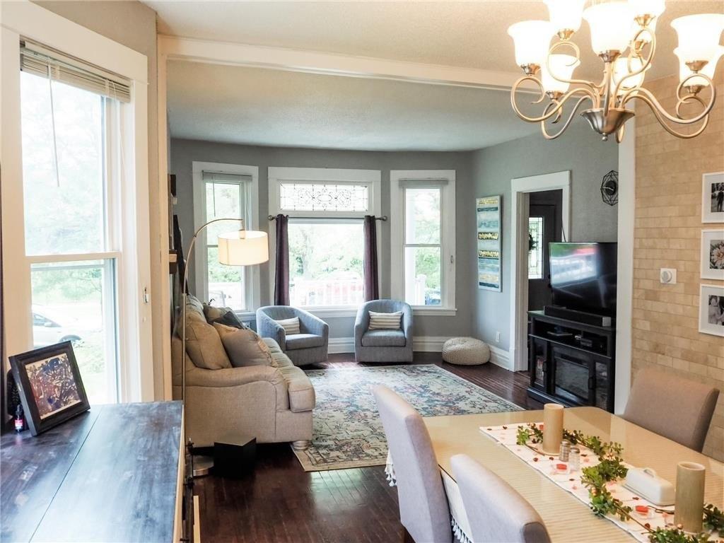 Geranium Ave E, Saint Paul, MN 55106