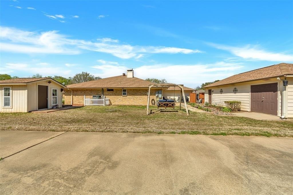 Greensprings St, Lewisville, TX 75077
