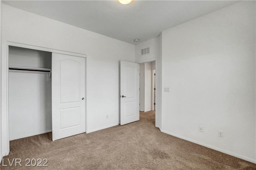 Goldenbush Ct, Las Vegas, NV 89148