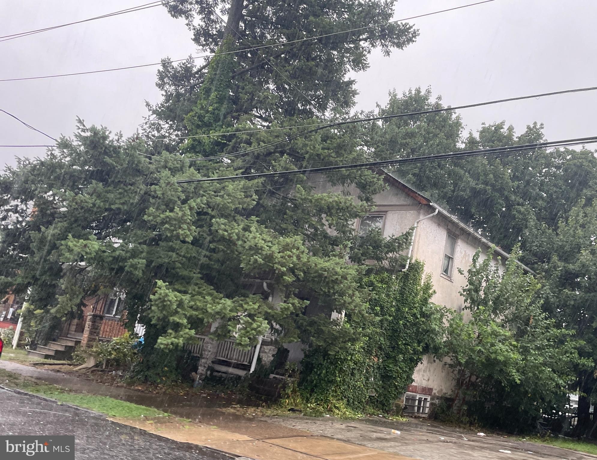 Madison St, Chester, PA 19013