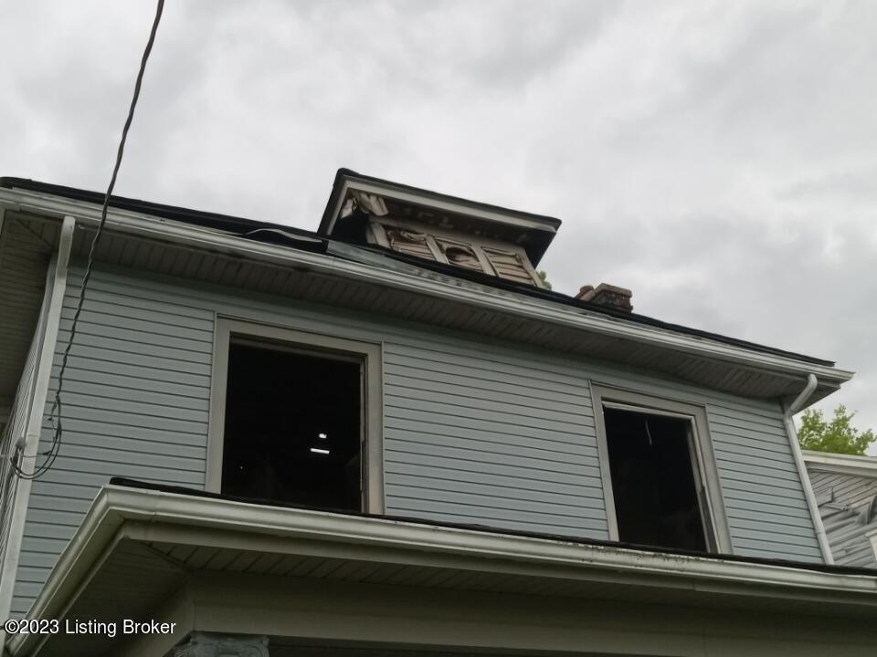 S 39th St, Louisville, KY 40211