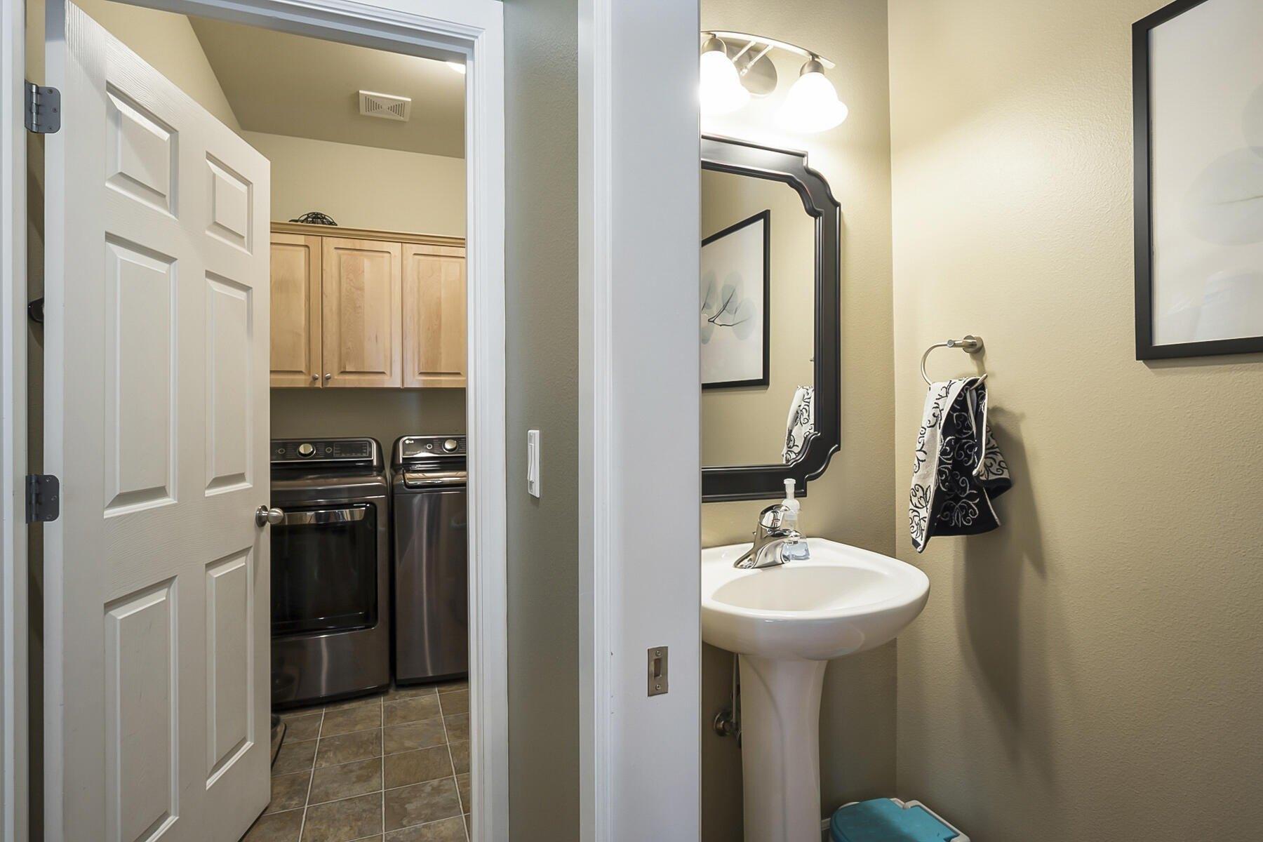 Ne Quiet Canyon Dr, Bend, OR 97701