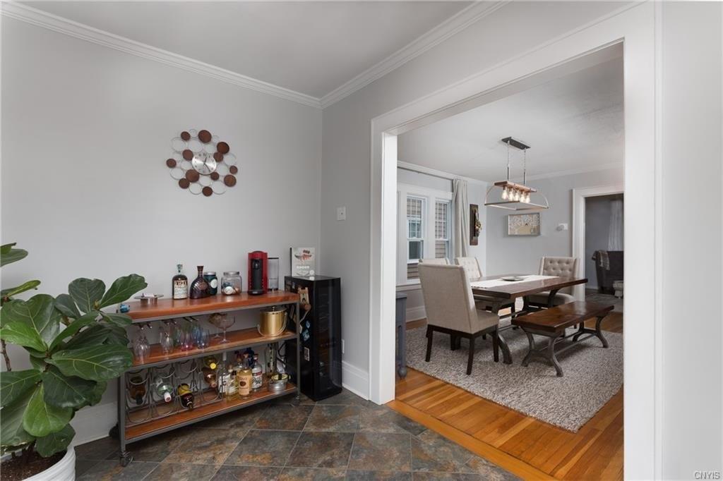 Clifton Pl, Syracuse, NY 13206