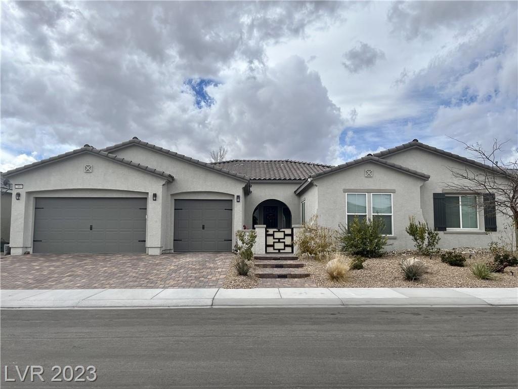 Tucker William St, Las Vegas, NV 89149