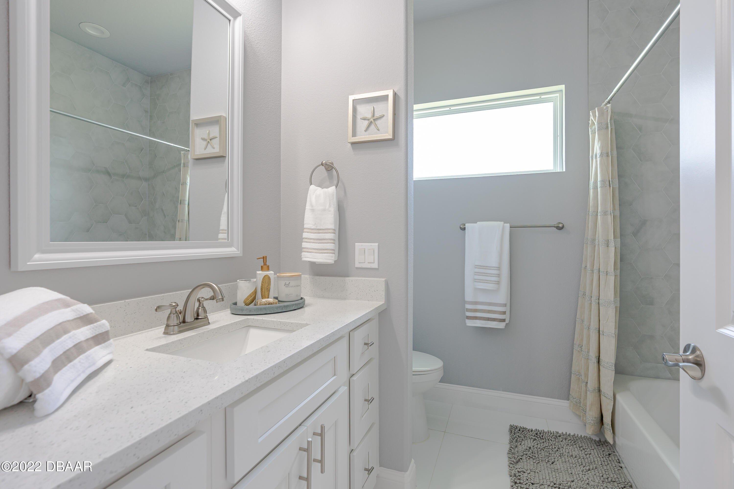 Evansville Ln, Palm Coast, FL 32164