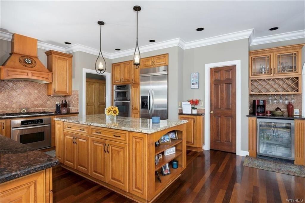 Westminster Dr, East Amherst, NY 14051