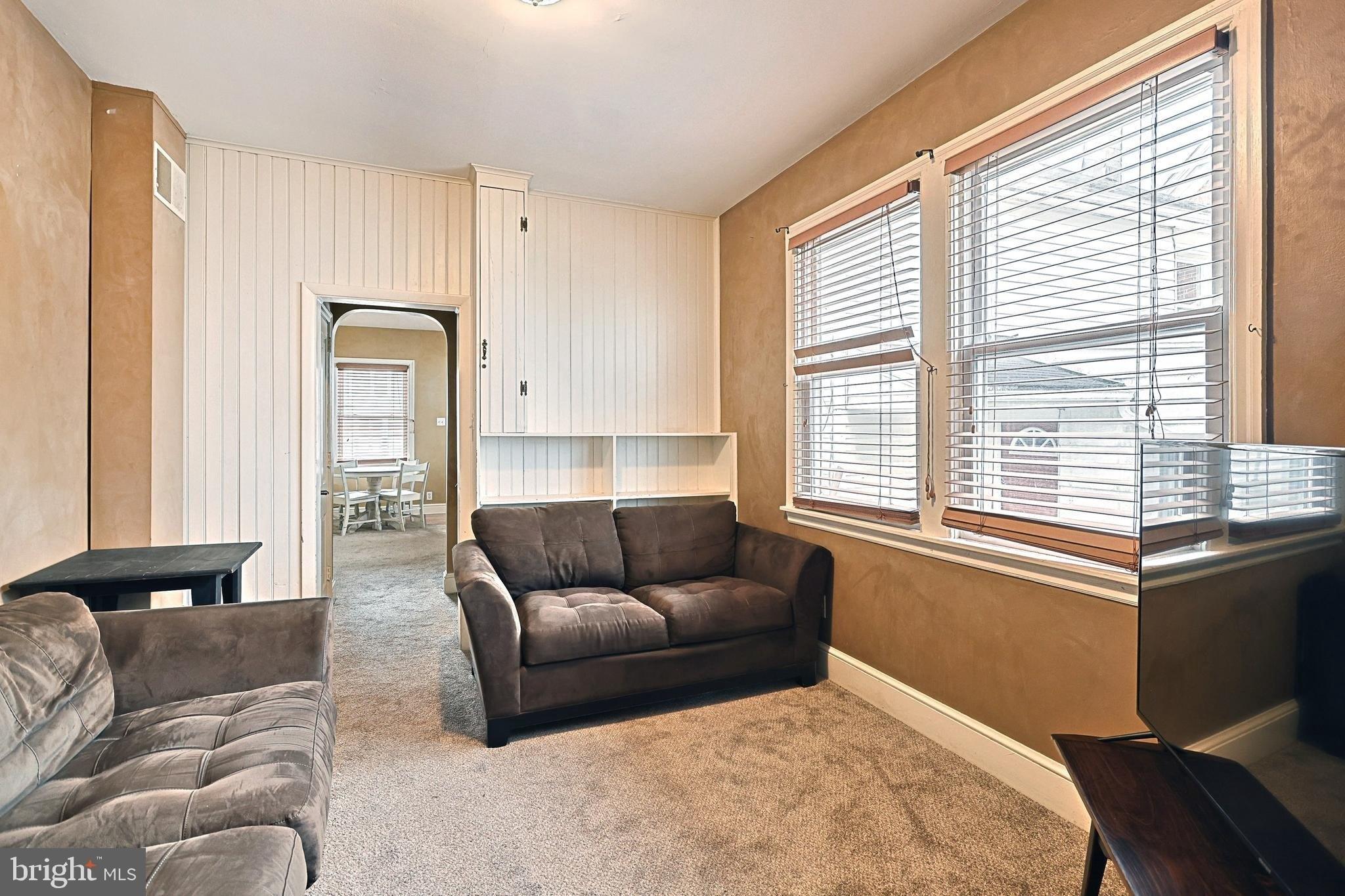 W Main St, Dallastown, PA 17313