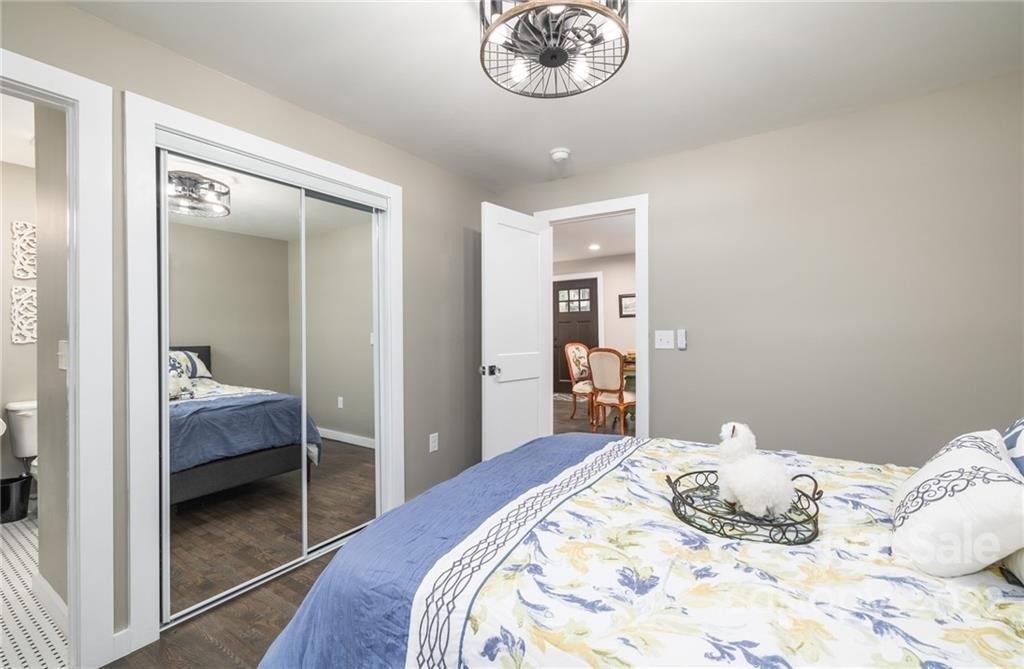 Elk Spur St, Elkin, NC 28621