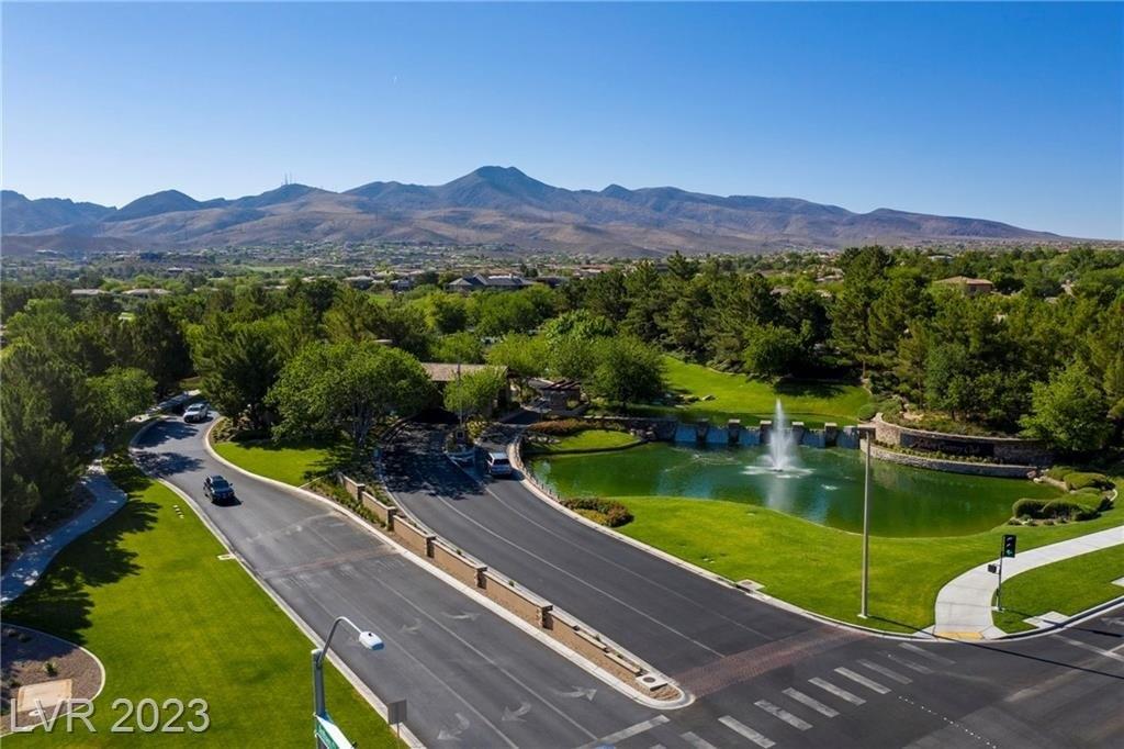 Holly Tree Ct, Henderson, NV 89052