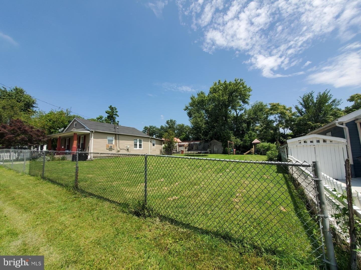 Eastern Ave, Fairmount Heights, MD 20743